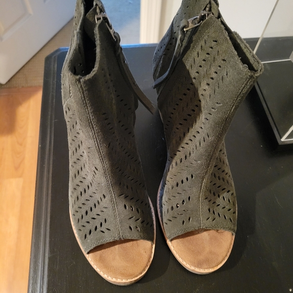 Toms Majorca Peep Toe shoes - Picture 2 of 9